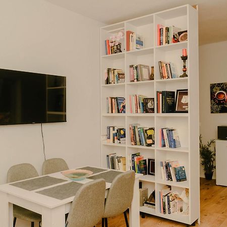 Studio Flat In Heart Of Tirana Kültér fotó