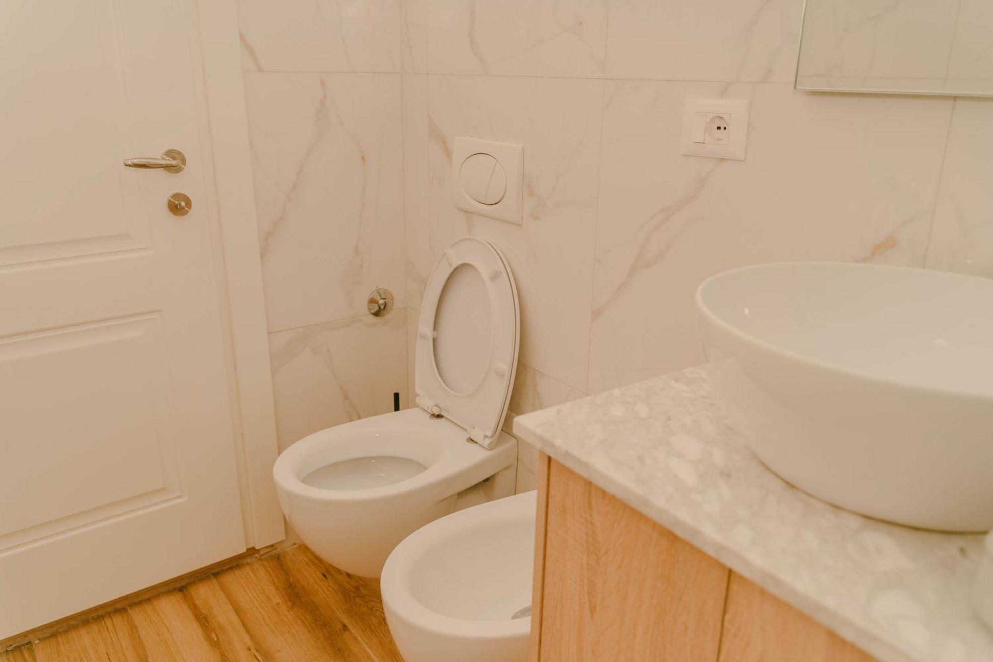 Studio Flat In Heart Of Tirana Kültér fotó