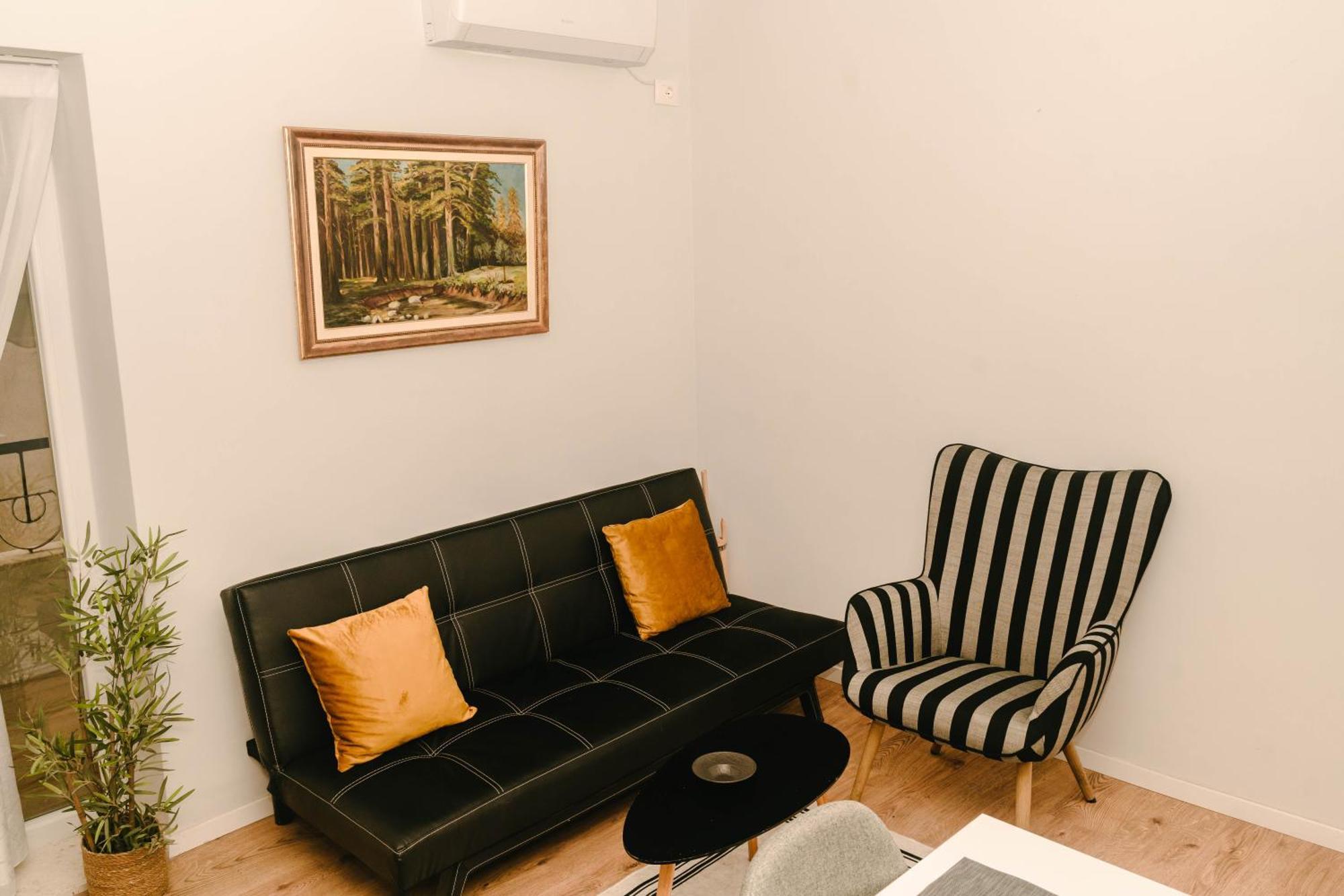 Studio Flat In Heart Of Tirana Kültér fotó