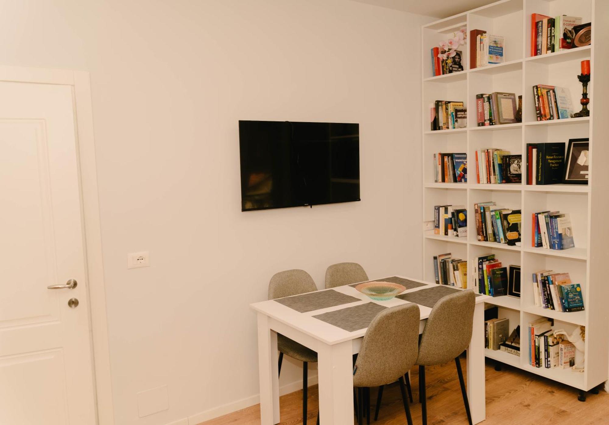Studio Flat In Heart Of Tirana Kültér fotó