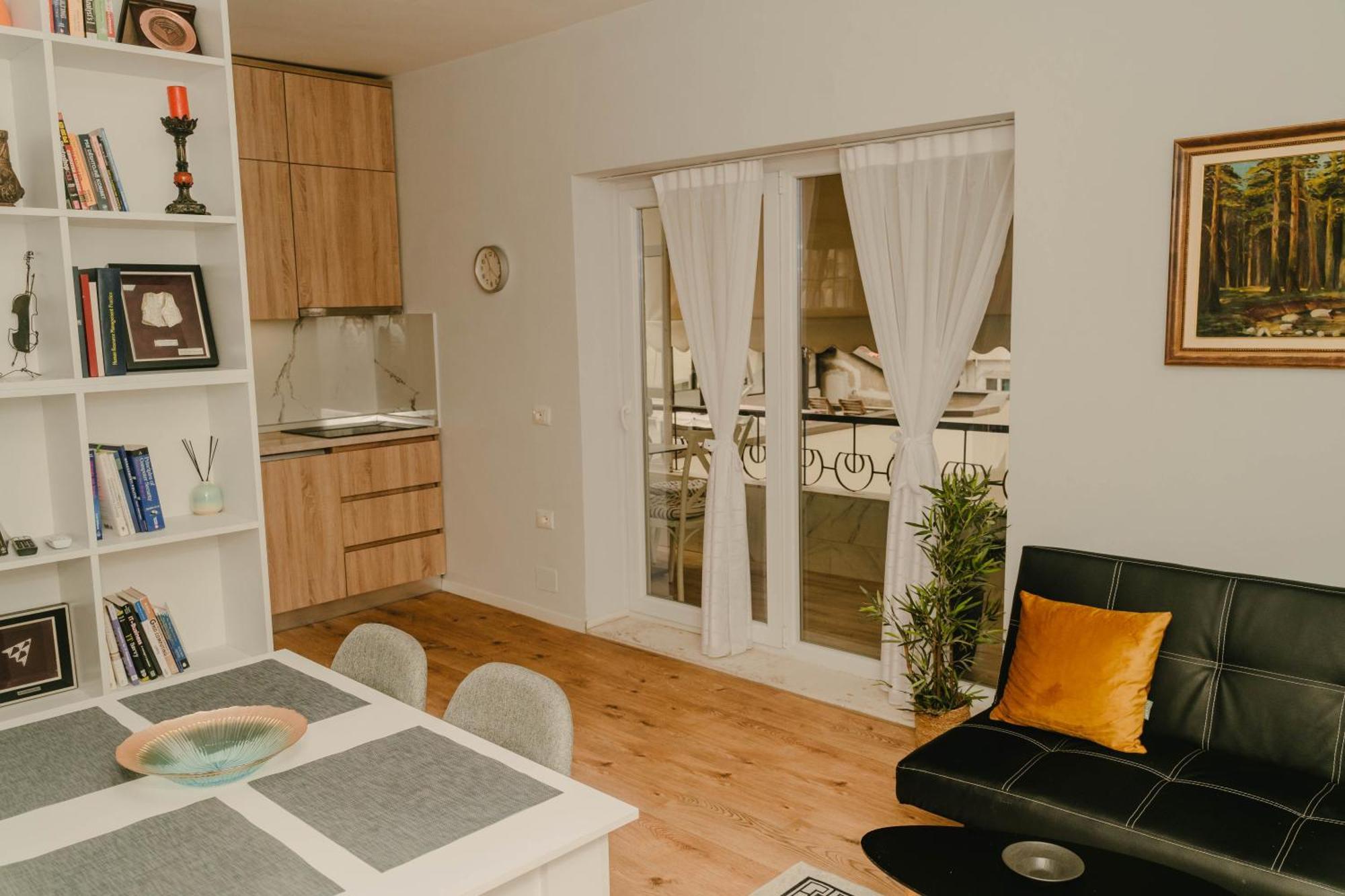 Studio Flat In Heart Of Tirana Kültér fotó