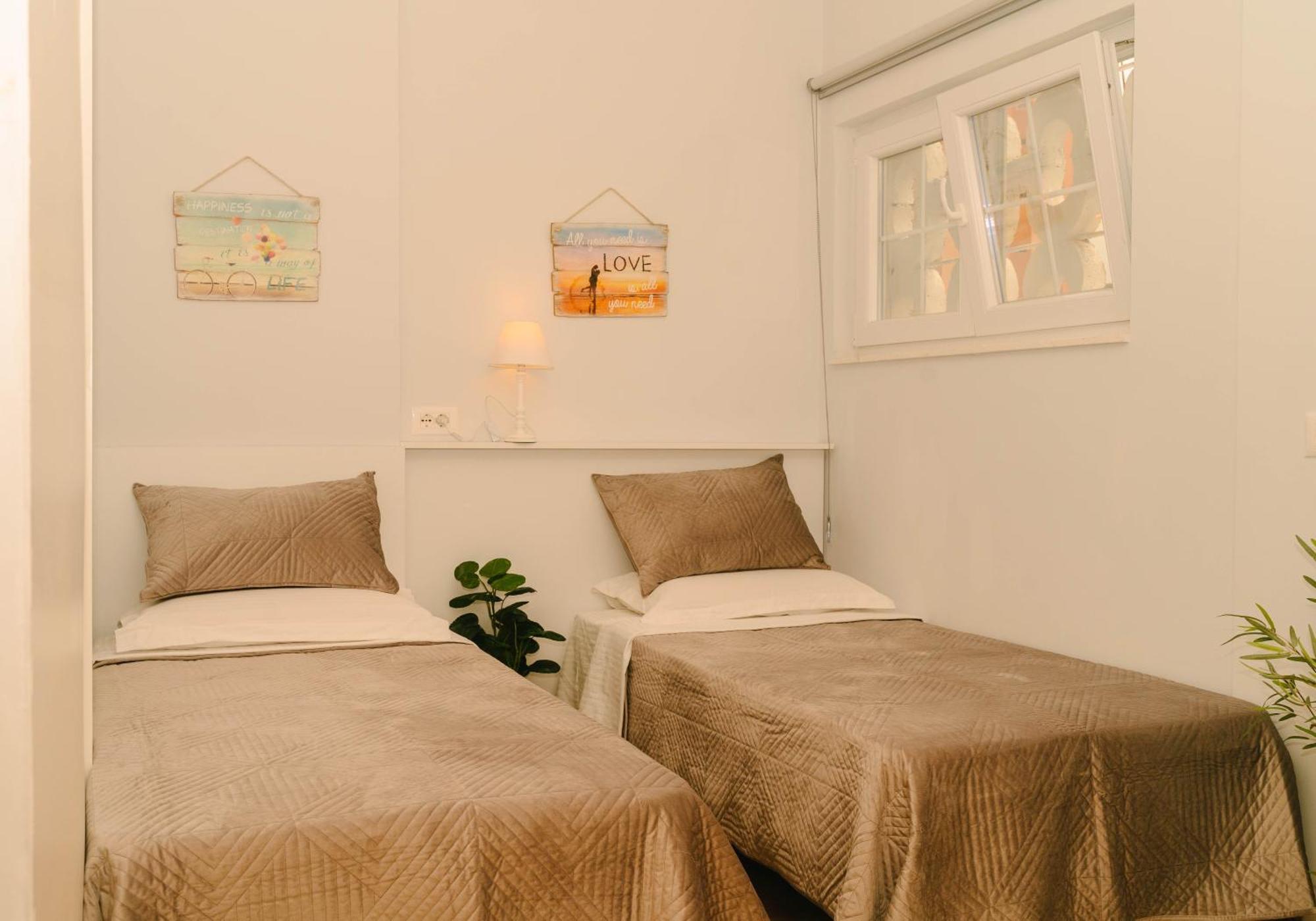 Studio Flat In Heart Of Tirana Kültér fotó