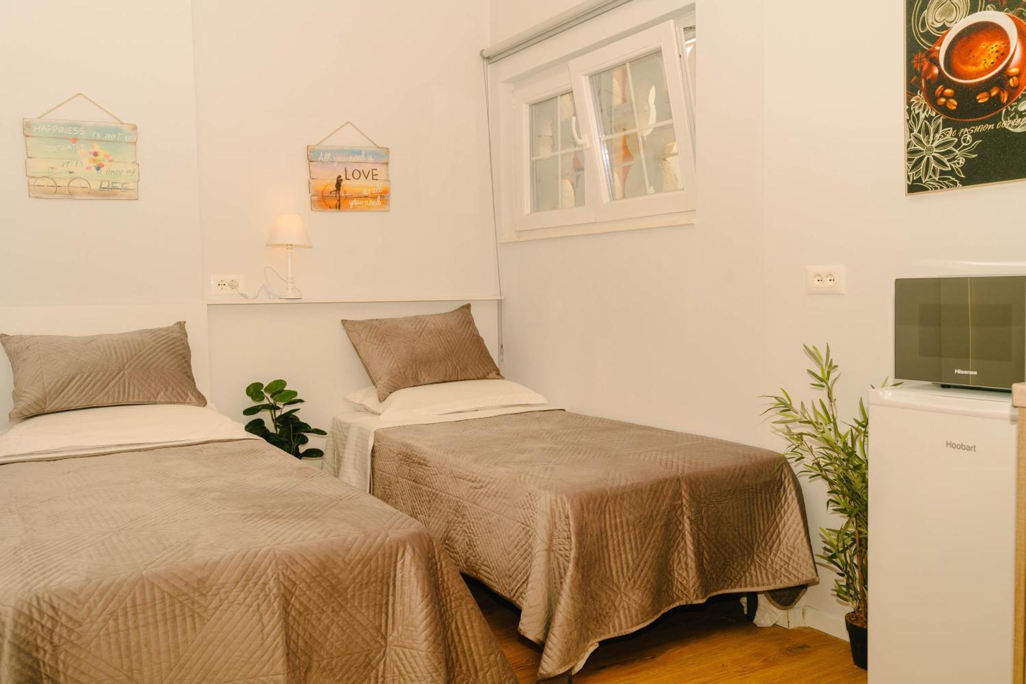 Studio Flat In Heart Of Tirana Kültér fotó